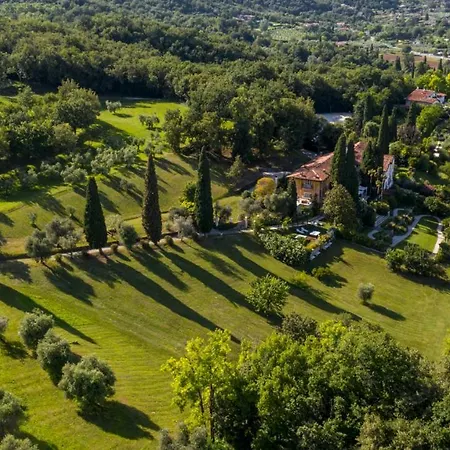 Farm stay Borgo Il Mezzanino Salo
