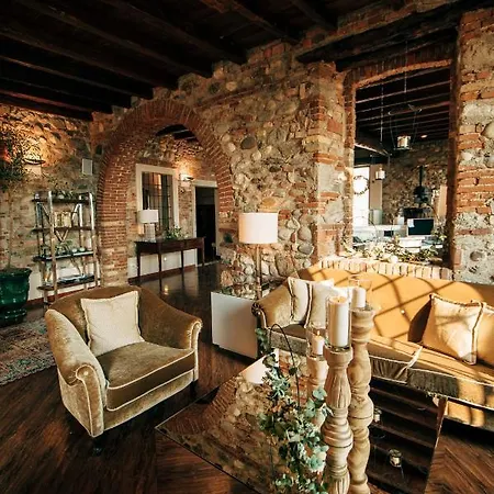 Borgo Il Mezzanino Farm stay Salo