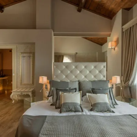 Borgo Il Mezzanino Farm stay