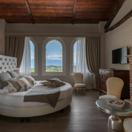 Borgo Il Mezzanino Farm stay
