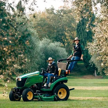 Borgo Il Mezzanino Farm stay Salo